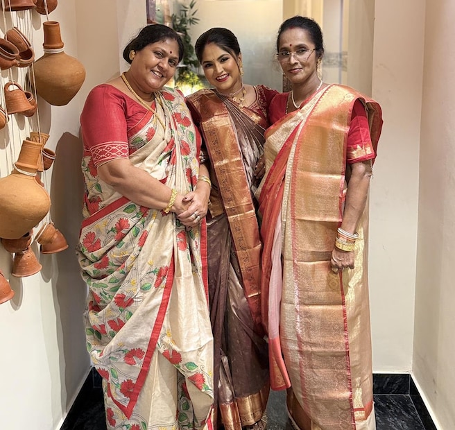 Debolinaa Nandy: ‘ওঁকে মারত, অকথ্য গালাগালি দিত, আলাদা করেও…’, মেয়ের যন্ত্রণা নিয়ে এবারে মুখ খুললেন দেবলীনার মা, জানালেন ভয়ঙ্কর সত্য Debolinaa Nandy: ‘ওঁকে মারত, অকথ্য গালাগালি দিত, আলাদা করেও…’, মেয়ের যন্ত্রণা নিয়ে এবারে মুখ খুললেন দেবলীনার মা, জানালেন ভয়ঙ্কর সত্য