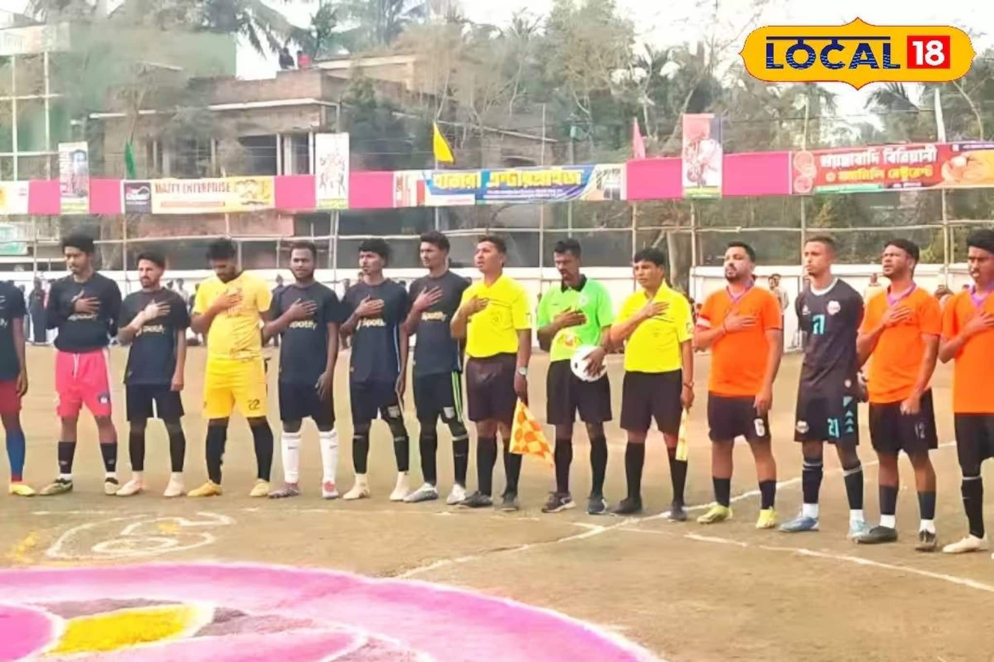 মেদিনীপুরে 'ফুটবলের মহাযুদ্ধ'! খেলা দেখে সঠিক উত্তর দিতে পারলেই পুরস্কার মেদিনীপুরে 'ফুটবলের মহাযুদ্ধ'! খেলা দেখে সঠিক উত্তর দিতে পারলেই পুরস্কার