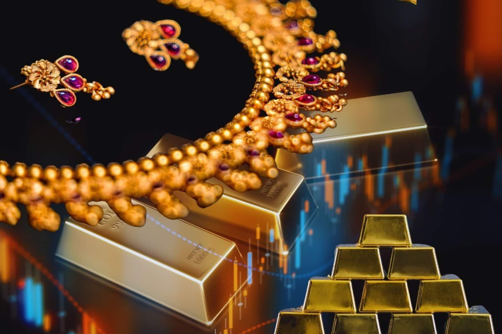 Physical Gold না কি Gold ETF, ২০২৬ সালে কোন সোনায় বিনিয়োগ বুদ্ধিমানের কাজ হবে দেখে নিন Physical Gold না কি Gold ETF, ২০২৬ সালে কোন সোনায় বিনিয়োগ বুদ্ধিমানের কাজ হবে দেখে নিন
