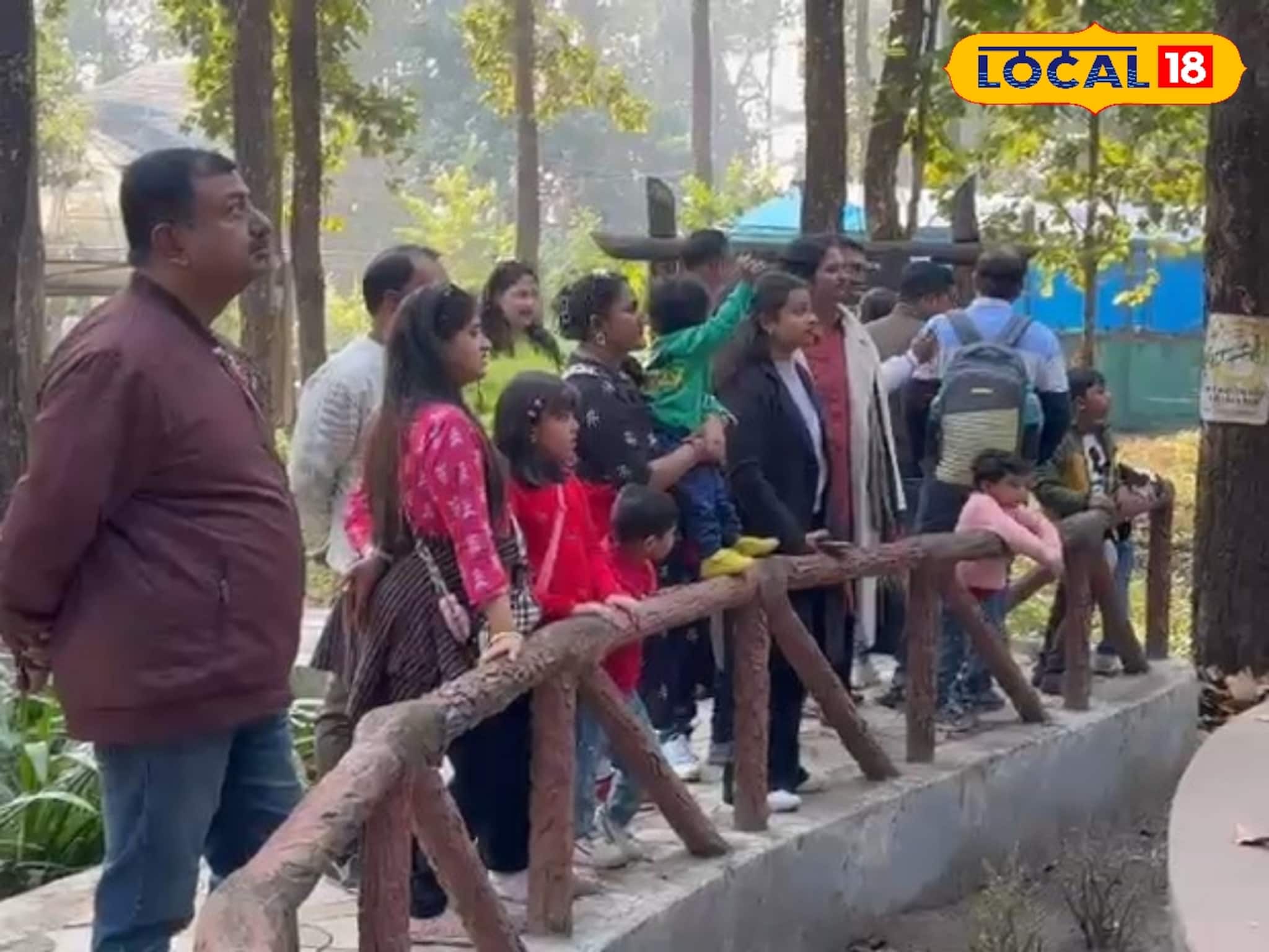 নতুন বছরের প্রথম দিনে উৎসবের রঙে শিলিগুড়ি, পর্যটকদের ভিড়ে জমজমাট বেঙ্গল সাফারি পার্ক