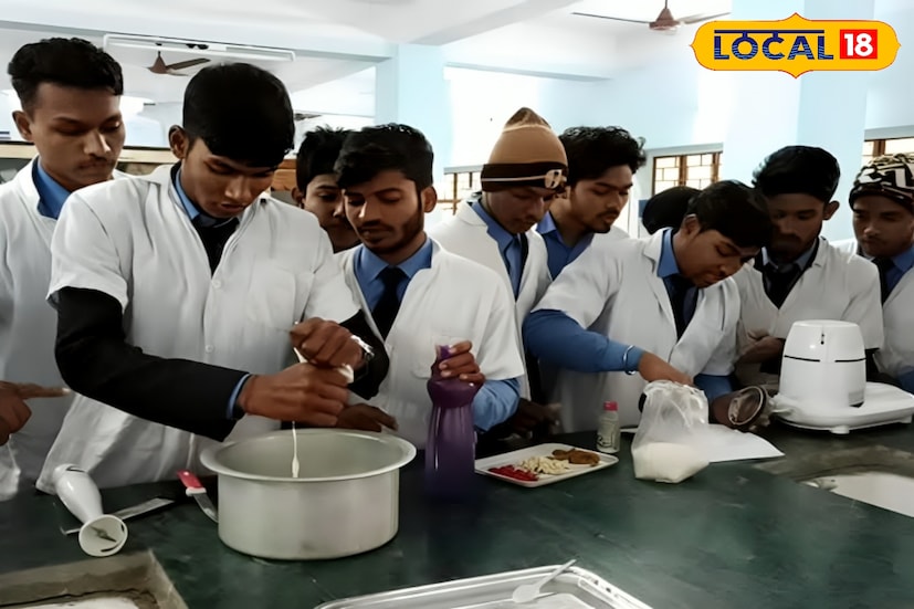 Course after HS: উচ্চ মাধ্যমিকের পর ফুড প্রসেসিং কোর্স! দিন দিন বাড়ছে খাদ্য প্রক্রিয়াকরণ শিল্পে কাজের সুযোগ Course after HS: উচ্চ মাধ্যমিকের পর ফুড প্রসেসিং কোর্স! দিন দিন বাড়ছে খাদ্য প্রক্রিয়াকরণ শিল্পে কাজের সুযোগ