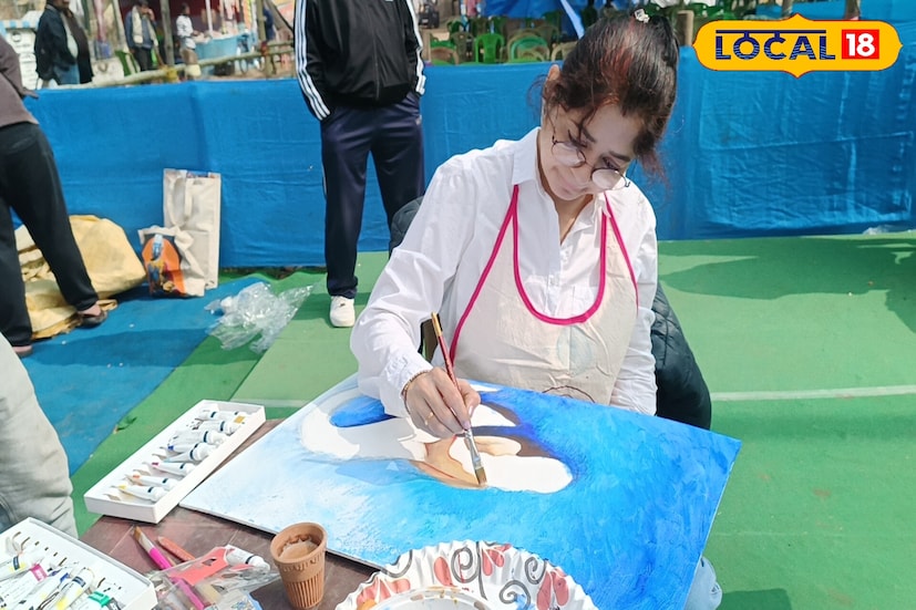 তমলুক রাজবাড়ি প্রাঙ্গণে চিত্রশিল্পীদের ক্যানভাসে তুলি। ক্যানভাসে ফিরল হারানো ঐতিহ্য। শৈশবের অবসাদ মুছতে দাওয়াই 'রঙ'। আন্তর্জাতিক শিল্পীদের নিয়ে আর্ট ওয়ার্কশপ। (ছবি ও তথ্য: সৈকত শী) তমলুক রাজবাড়ি প্রাঙ্গণে চিত্রশিল্পীদের ক্যানভাসে তুলি। ক্যানভাসে ফিরল হারানো ঐতিহ্য। শৈশবের অবসাদ মুছতে দাওয়াই 'রঙ'। আন্তর্জাতিক শিল্পীদের নিয়ে আর্ট ওয়ার্কশপ। (ছবি ও তথ্য: সৈকত শী)