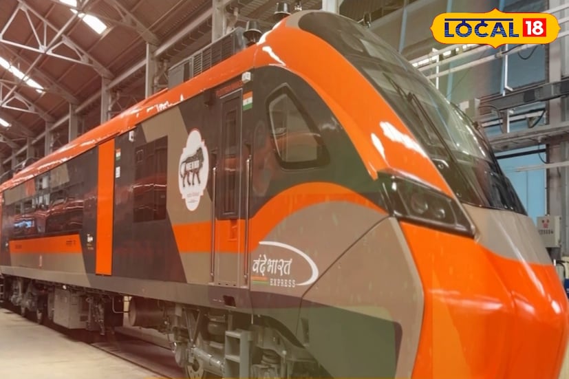 নতুন বছরের উপহার হিসাবে ভারতীয় রেলওয়ে আসামের গুয়াহাটি (কামাখ্যা) র সঙ্গে পশ্চিমবঙ্গের হাওড়ার মধ্যে সেমি হাই-স্পিড বন্দে ভারত স্লিপার ট্রেন। এই বিলাসবহু ট্রেনের অন্দরের ছবি আরও আকর্ষিত করবে যাত্রীদের। ( ছবি ও তথ্য : রাকেশ মাইতি) নতুন বছরের উপহার হিসাবে ভারতীয় রেলওয়ে আসামের গুয়াহাটি (কামাখ্যা) র সঙ্গে পশ্চিমবঙ্গের হাওড়ার মধ্যে সেমি হাই-স্পিড বন্দে ভারত স্লিপার ট্রেন। এই বিলাসবহু ট্রেনের অন্দরের ছবি আরও আকর্ষিত করবে যাত্রীদের। ( ছবি ও তথ্য : রাকেশ মাইতি)