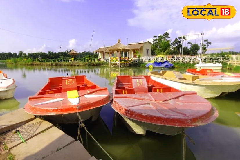 রোমাঞ্চের নতুন ঠিকানা হিসেবে বসিরহাটে দ্রুত জনপ্রিয়তা পাচ্ছে ঘোষ বাড়ি স্পট। প্রাকৃতিক পরিবেশ, খোলা জায়গা আর আধুনিক বিনোদনের মেলবন্ধনে এই স্থানটি এখন জেলার অন্যতম সেরা পর্যটন কেন্দ্রে পরিণত হয়েছে। প্রতিদিনই উত্তর ২৪ পরগনা জেলার পাশাপাশি রাজ্যের বিভিন্ন প্রান্ত থেকে বহু মানুষ ভিড় জমাচ্ছেন এখানে।