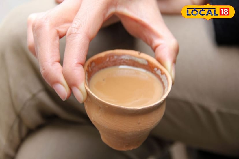 সকাল শুরু হোক কিংবা বিকেলের আড্ডা- সব ক্ষেত্রেই চা যেন অনিবার্য। তবে বিশেষজ্ঞদের মতে, চা যতটা উপকারী, অতিরিক্ত পান ততটাই শরীরের জন্য ক্ষতিকর হতে পারে। 