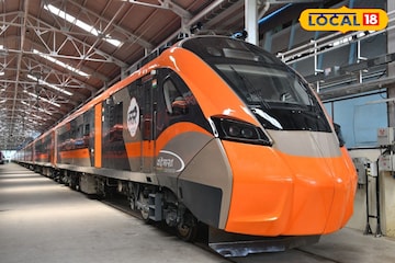 হাওড়া-কামাখ্যা বন্দে ভারত স্লিপার ট্রেনের স্টপেজ পেল আলিপুরদুয়ার, কেমন হবে ট্রেন জার্নি? হাওড়া-কামাখ্যা বন্দে ভারত স্লিপার ট্রেনের স্টপেজ পেল আলিপুরদুয়ার, কেমন হবে ট্রেন জার্নি?