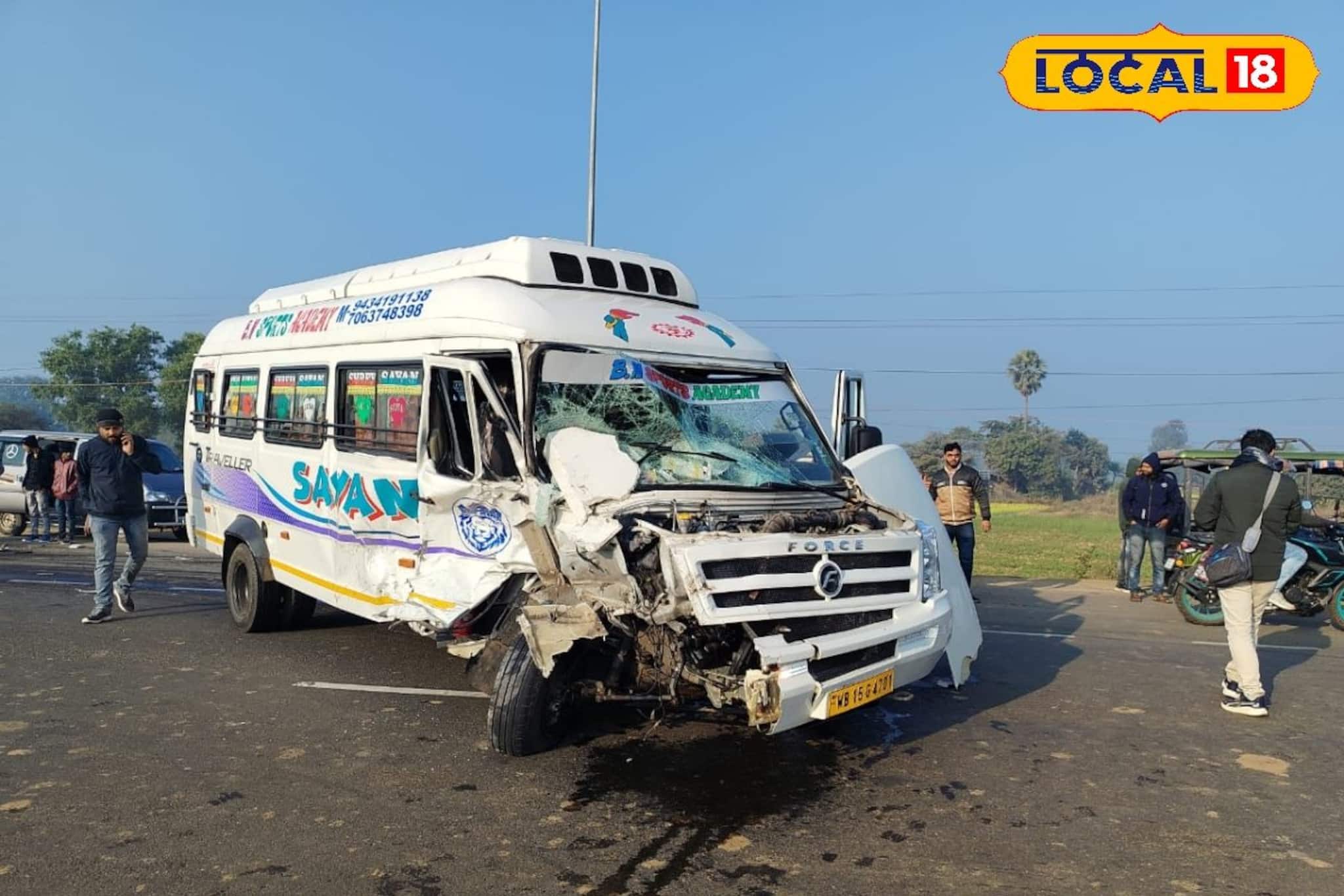 ট্রাভেলার ও বোলেরোর মুখোমুখি সংঘর্ষ, বর্ধমানের ভয়াবহ দুর্ঘটনায় আহত ৪