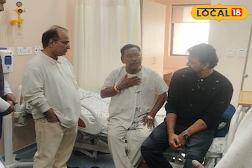 ‘বাইক অ্যাম্বুলেন্স দাদা’র লড়াইয়ে পাশে দেব—নার্সিংহোমে আবেগঘন সাক্ষাৎ ‘বাইক অ্যাম্বুলেন্স দাদা’র লড়াইয়ে পাশে দেব—নার্সিংহোমে আবেগঘন সাক্ষাৎ