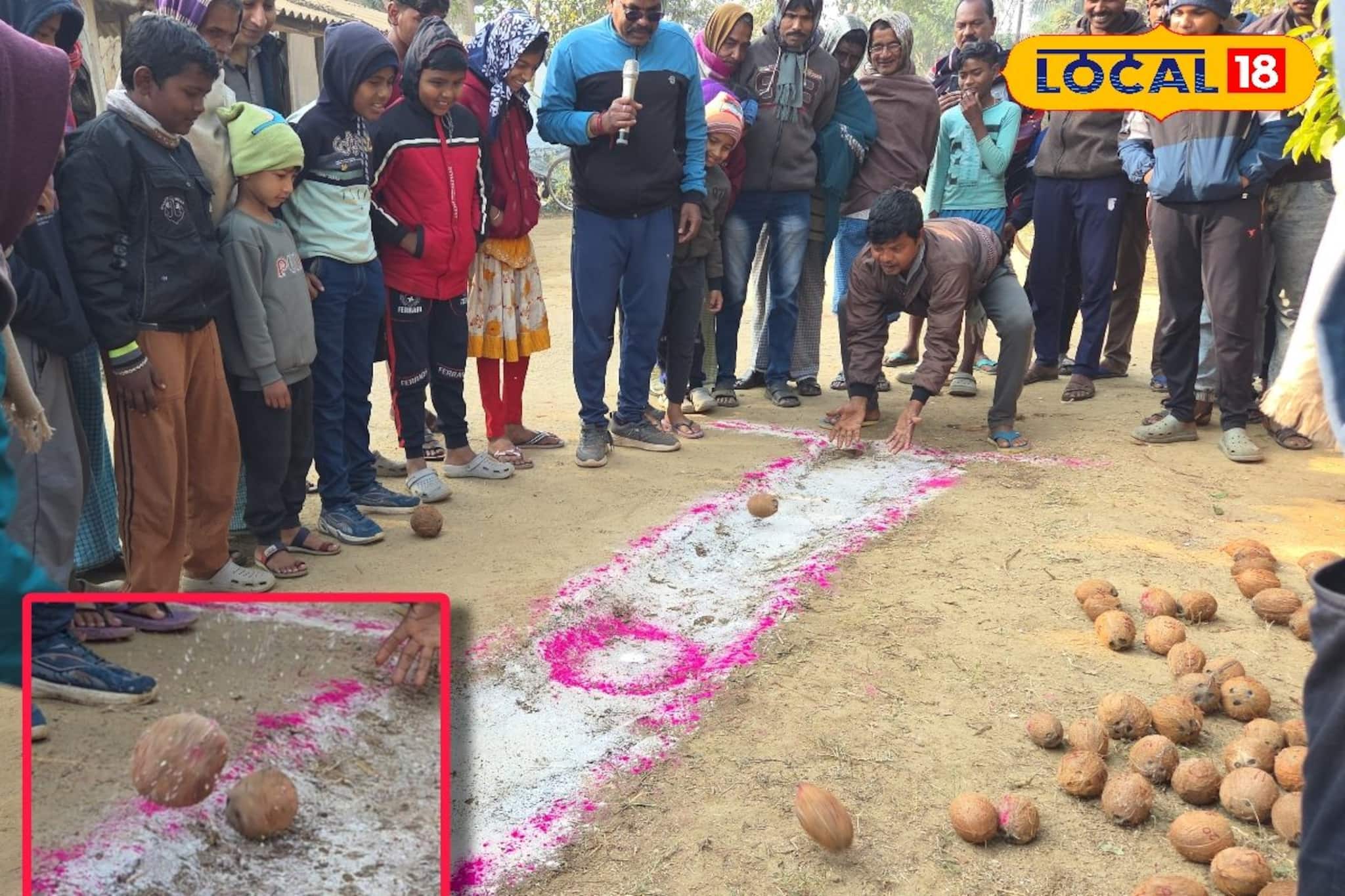 এমন খেলা দেখেছেন কখনও ! পৌষ সংক্রান্তিতে ঝাড়গ্রামের নারকেল লড়াই