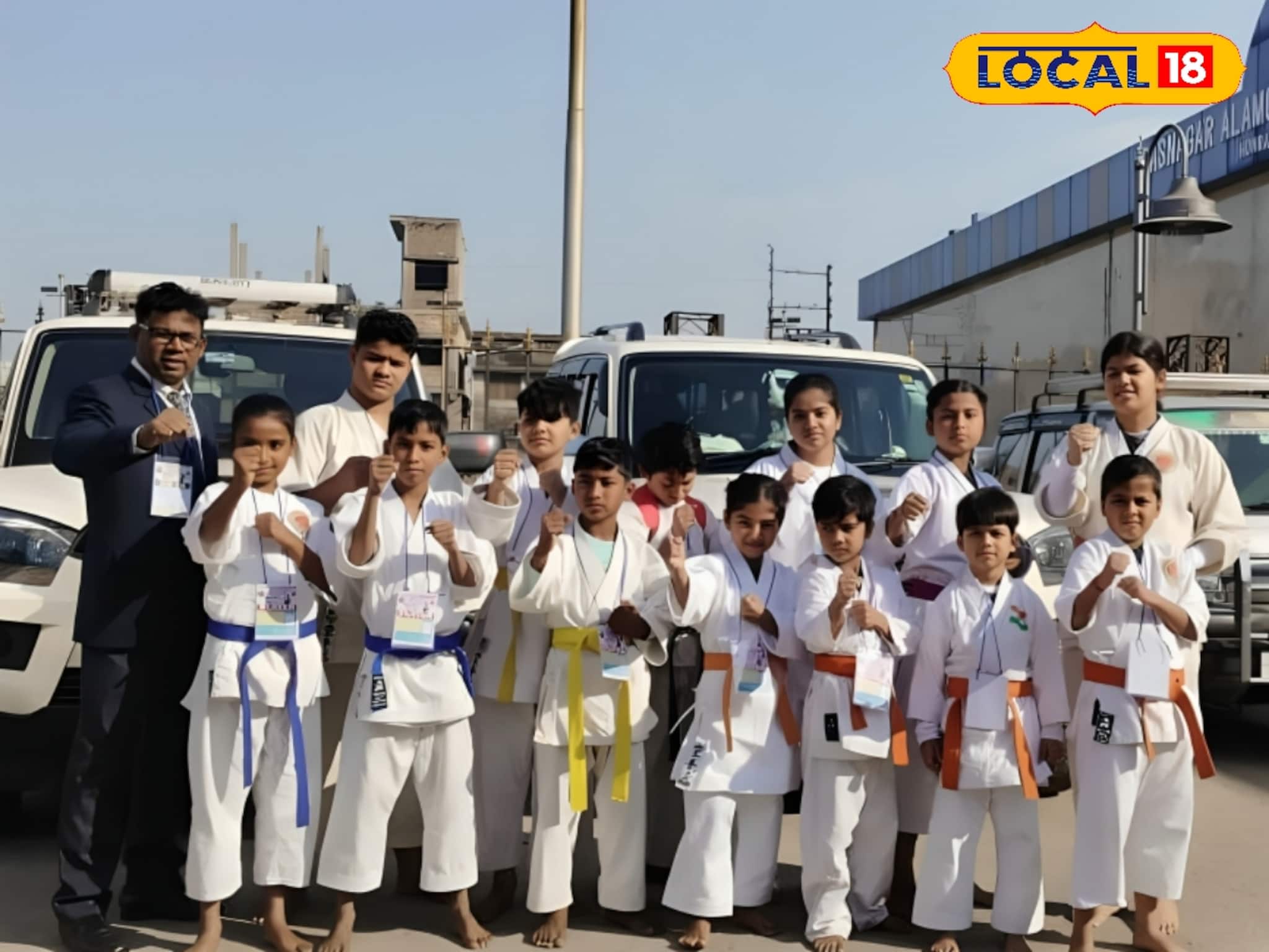 কলকাতাকে টেক্কা কাঁথির,মফস্বল দাপাল ক্যারাটের ফ্লোর,বেঙ্গল ক্যারাটেতে ন’টি সোনা