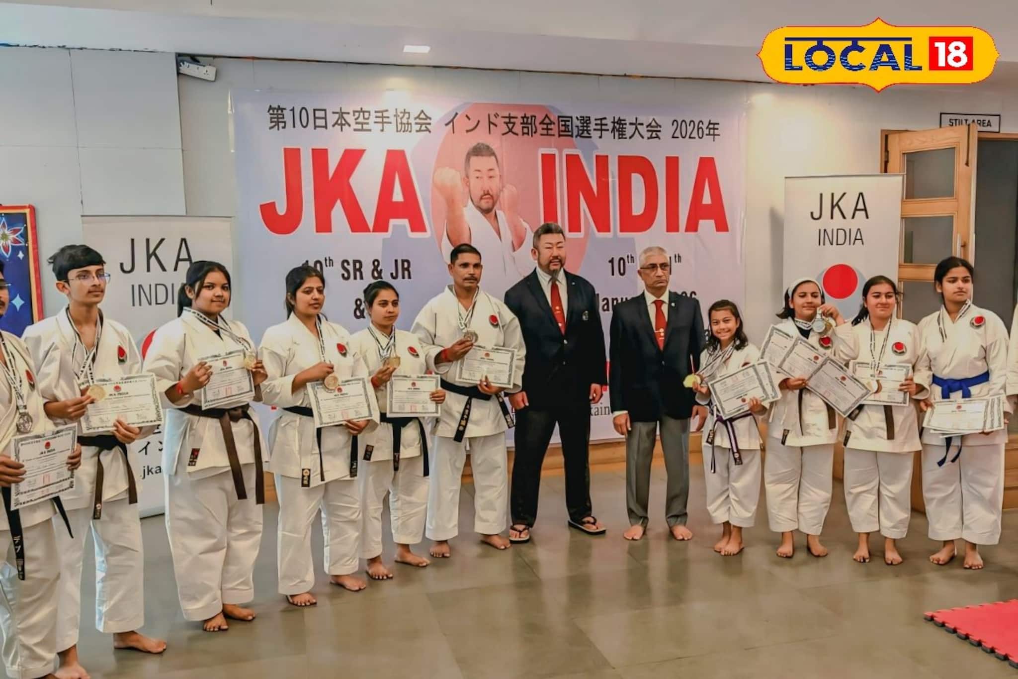 ক্যারাটেতে কামাল কাটোয়ার ছেলে-মেয়েদের, জাপানি কিংবদন্তির সামনে দক্ষতার প্রদর্শন