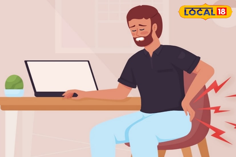 সকাল থেকে সন্ধ্যা একটানা চেয়ারে বসে কাজ করতে হয় অনেককেই। বাইরে বেরিয়ে কাজের থেকে ডেস্ক জব অনেকের কাছে আরামদায়ক মনে হলেও গবেষণা বলছে দীর্ঘক্ষণ এক ভঙ্গিতে বসে থাকা স্পাইন বা মেরুদণ্ডের জন্য ক্ষতিকারক হতে পারে। কমবেশি অনেকেই শিরদাঁড়া, কোমর, ঘাড়, পিঠ ব্যথার শিকার।