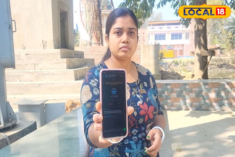 সিউড়ি ২ ব্লকের পুরন্দরপুর এলাকায় রান্নার গ্যাসে ভর্তুকি দেওয়ার নাম করে আর্থিক প্রতারণার অভিযোগ উঠেছে। স্থানীয় একটি গ্যাস ডিলারের নাম ব্যবহার করে ফোন করে একাধিক বাসিন্দার কাছ থেকে ব্যাঙ্ক সংক্রান্ত তথ্য হাতিয়ে নেওয়ার অভিযোগ সামনে এসেছে। এই ঘটনায় এলাকায় ব্যাপক চাঞ্চল্য ছড়িয়েছে। ছবি ও তথ্য: সুদীপ্ত গড়াই 