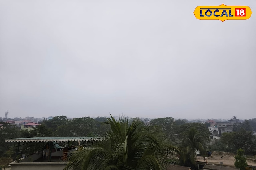 শিলিগুড়ি, ঋত্বিক ভট্টাচার্য : উত্তরবঙ্গ জুড়ে সোমবার আবহাওয়ার ক্ষেত্রে স্পষ্ট তাপমাত্রার তারতম্য লক্ষ্য করা গেছে। পাহাড়ি এলাকায় শীতের আমেজ বজায় থাকলেও সমতলের জেলাগুলিতে তুলনামূলকভাবে উষ্ণ আবহাওয়া অনুভূত হচ্ছে। বিভিন্ন জেলার তাপমাত্রার তথ্য প্রকাশ্যে আসতেই এই চিত্র আরও স্পষ্ট হয়েছে।