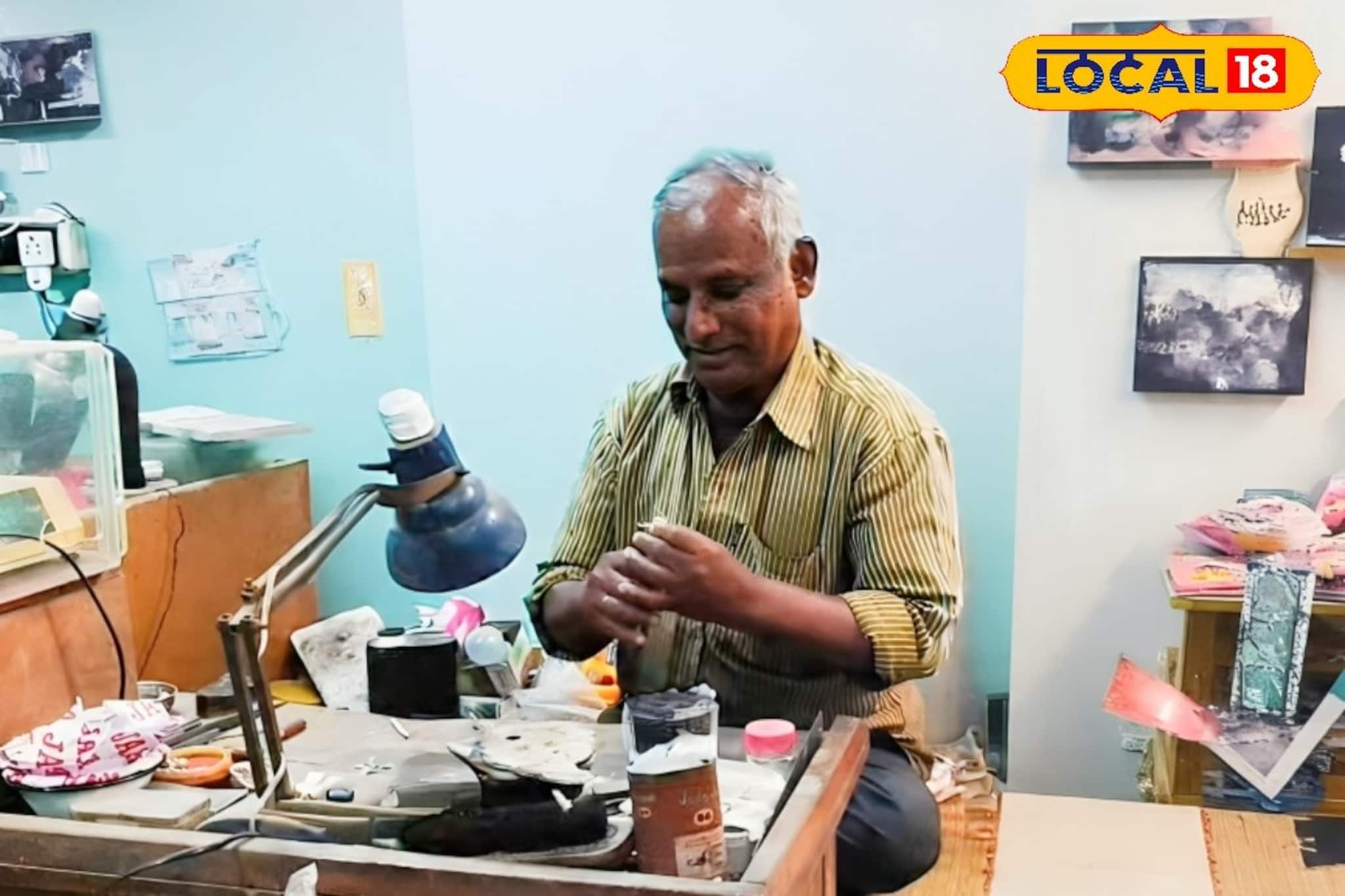 আকাশছোঁয়া সোনার দাম, ক্রেতাশূন্য দোকান, বিপাকে স্বর্ণশিল্পী থেকে ব্যবসায়ীরা