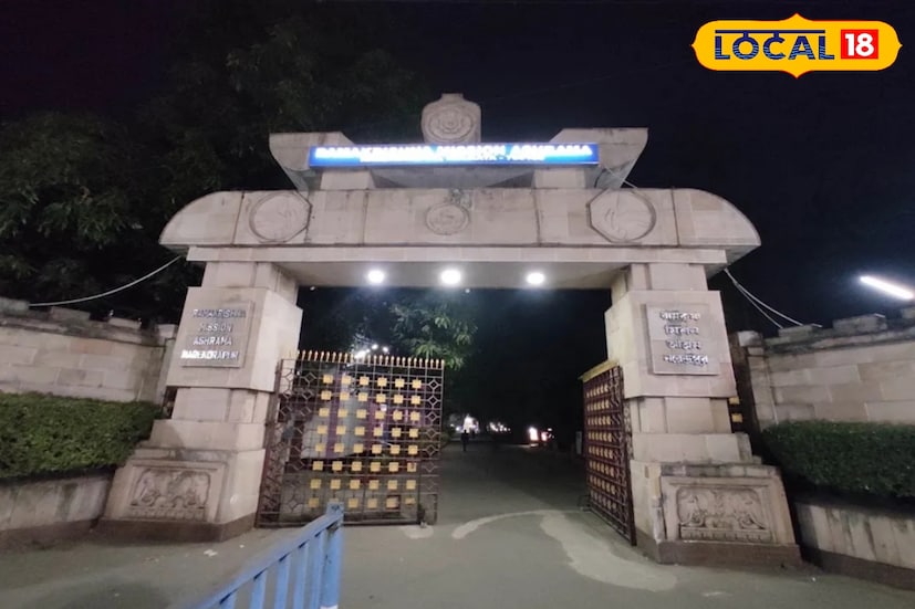 চা প্রেমীদের জন্য ভিন্ন ধরনের স্বাদ উপভোগের সুযোগ। পাশাপাশি কৃষকদের বাড়তি রোজগারের উপায়। নরেন্দ্রপুর কৃমি প্রশিক্ষণকেন্দ্র ও স্টেট এগ্রিকালচারাল ম্যানেজমেন্ট অ্যান্ড এক্সটেনশন ট্রেনিং ইনস্টিটিউটের অধ্যাপকরা অপরাজিতা ফুল শুকিয়ে বানিয়ে ফেলেছেন 'ব্লু টি'। (তথ্য ও ছবি: সুমন সাহা)