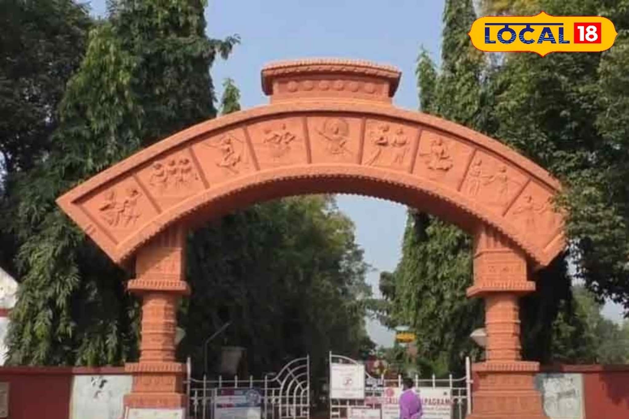 কয়েক বিঘা জায়গা জুড়ে রয়েছে আস্ত একটি গ্রাম, তবে রাত্রে এখানে বাস করে মাত্র দু’জন!