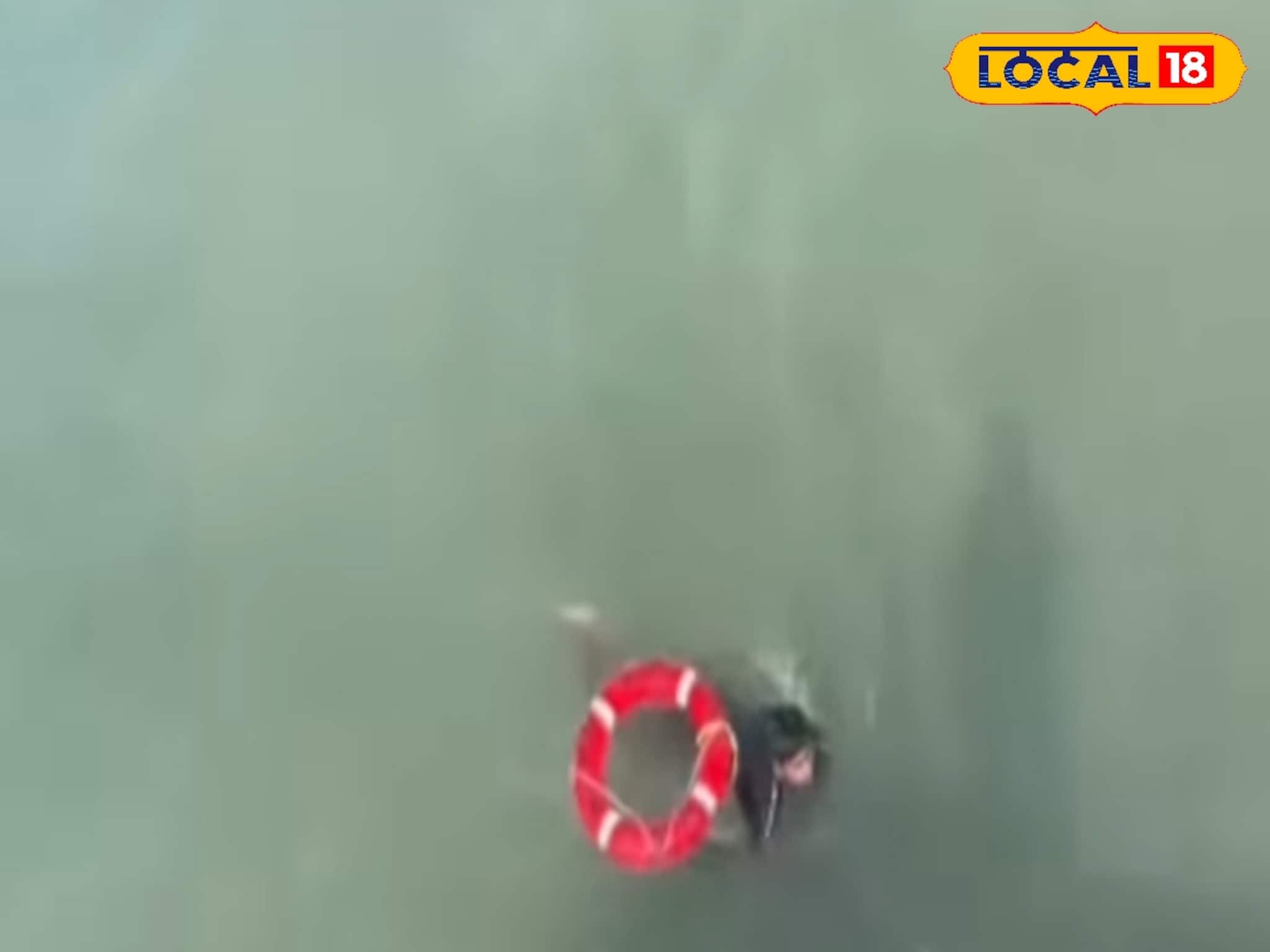 গভীর সমুদ্রে ভাসছে বাংলাদেশি মৎস্যজীবী, উদ্ধার ভারতীয় উপকূলরক্ষী বাহিনীর