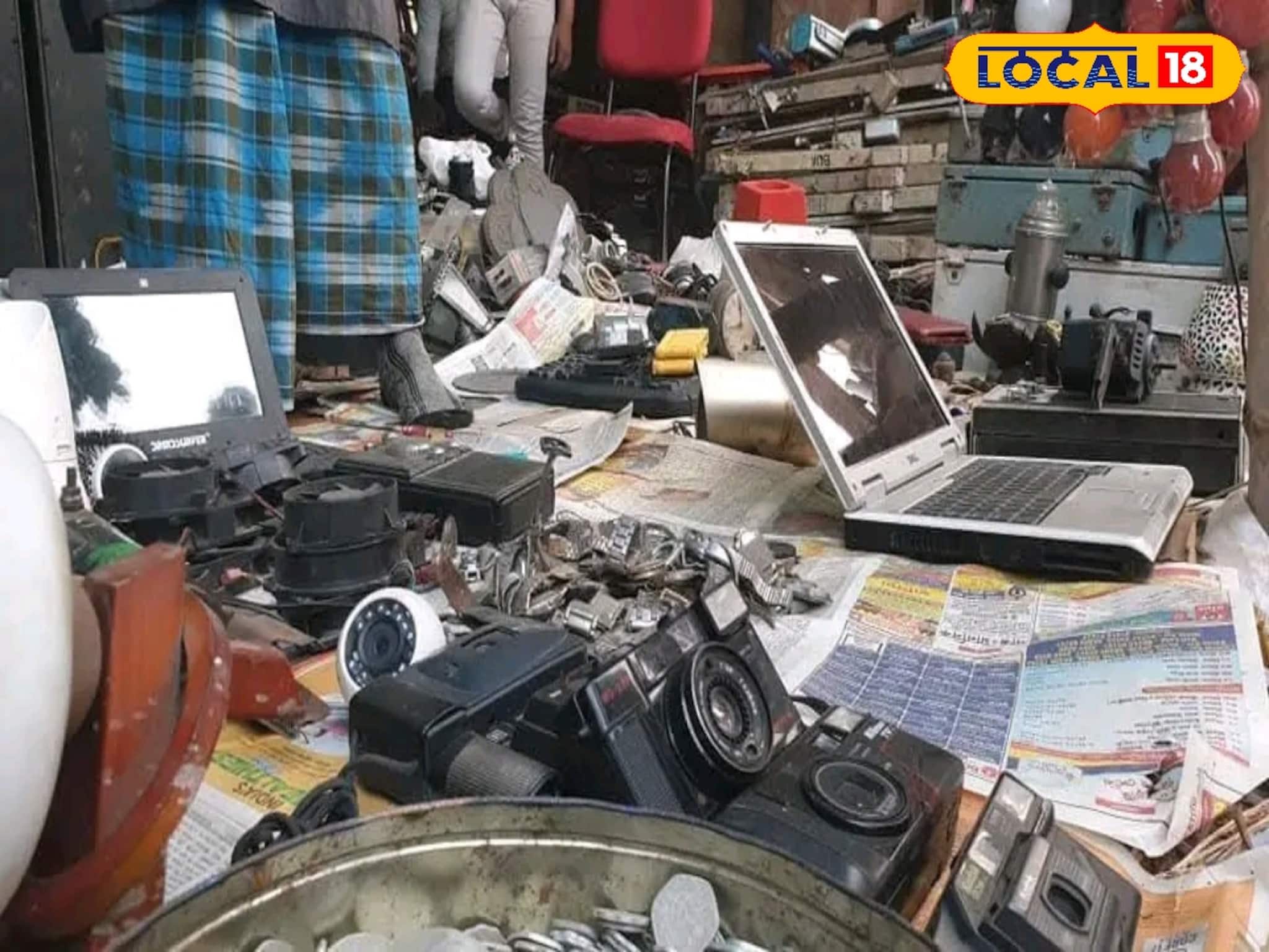 পুরনো জিনিসের মেলায় নতুনের হাতছানি! দক্ষিণ বিষ্ণুপুরে শুরু ঐতিহ্যবাহী 'ভাঙা মেলা'