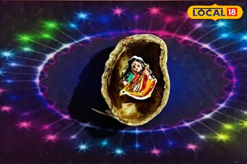 বাদামের খোলায় বিদ্যার দেবী! ১২ মিলিমিটারের সরস্বতী বানিয়ে রেকর্ড গড়লেন নবদ্বীপের শিল্পী