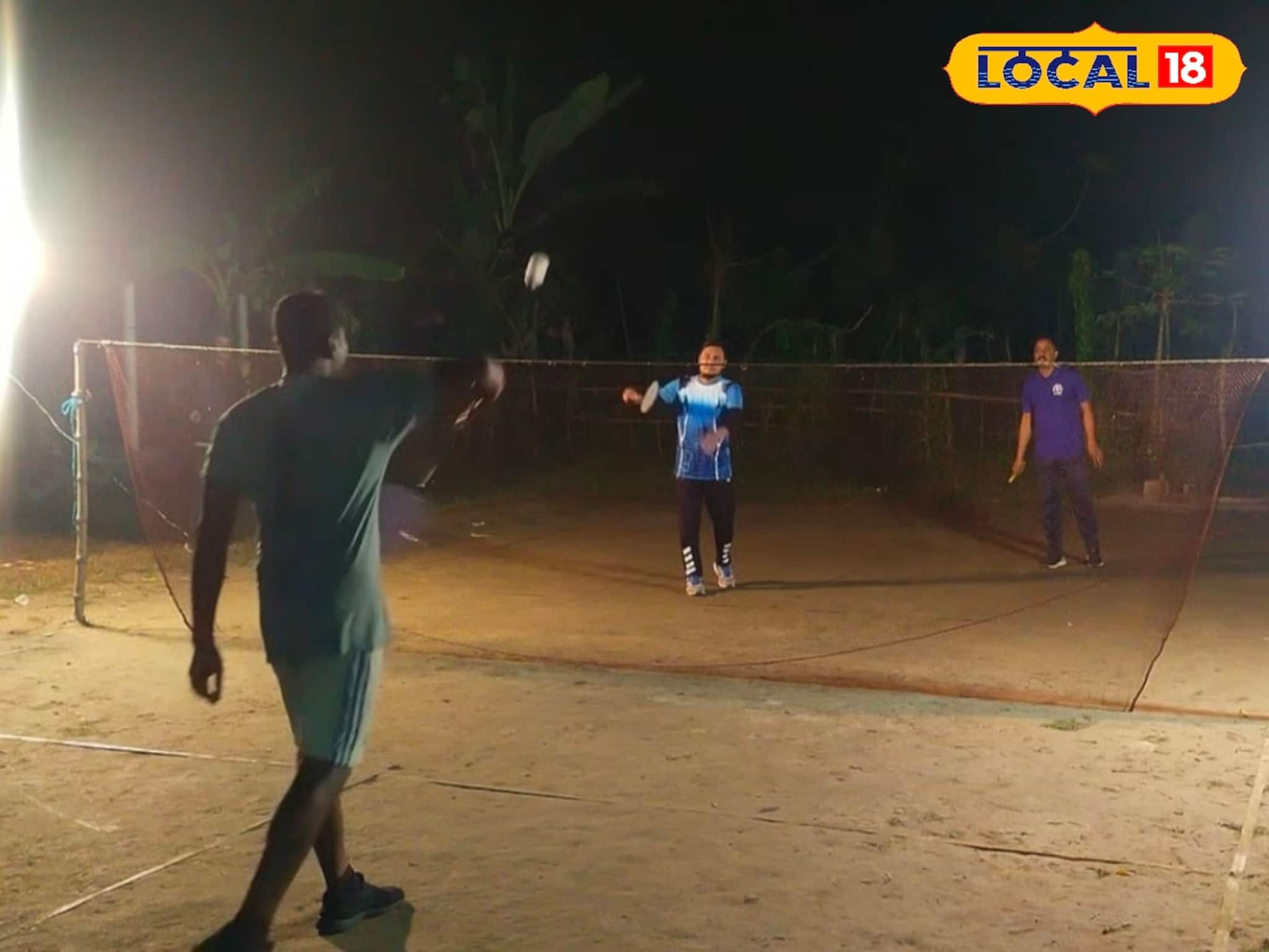 জিমে যাওয়ার দরকার নেই! ব্যাডমিন্টন খেলেই হুহু করে ঝরবে বাড়তি মেদ, বাড়বে হার্টের ক্ষমতা