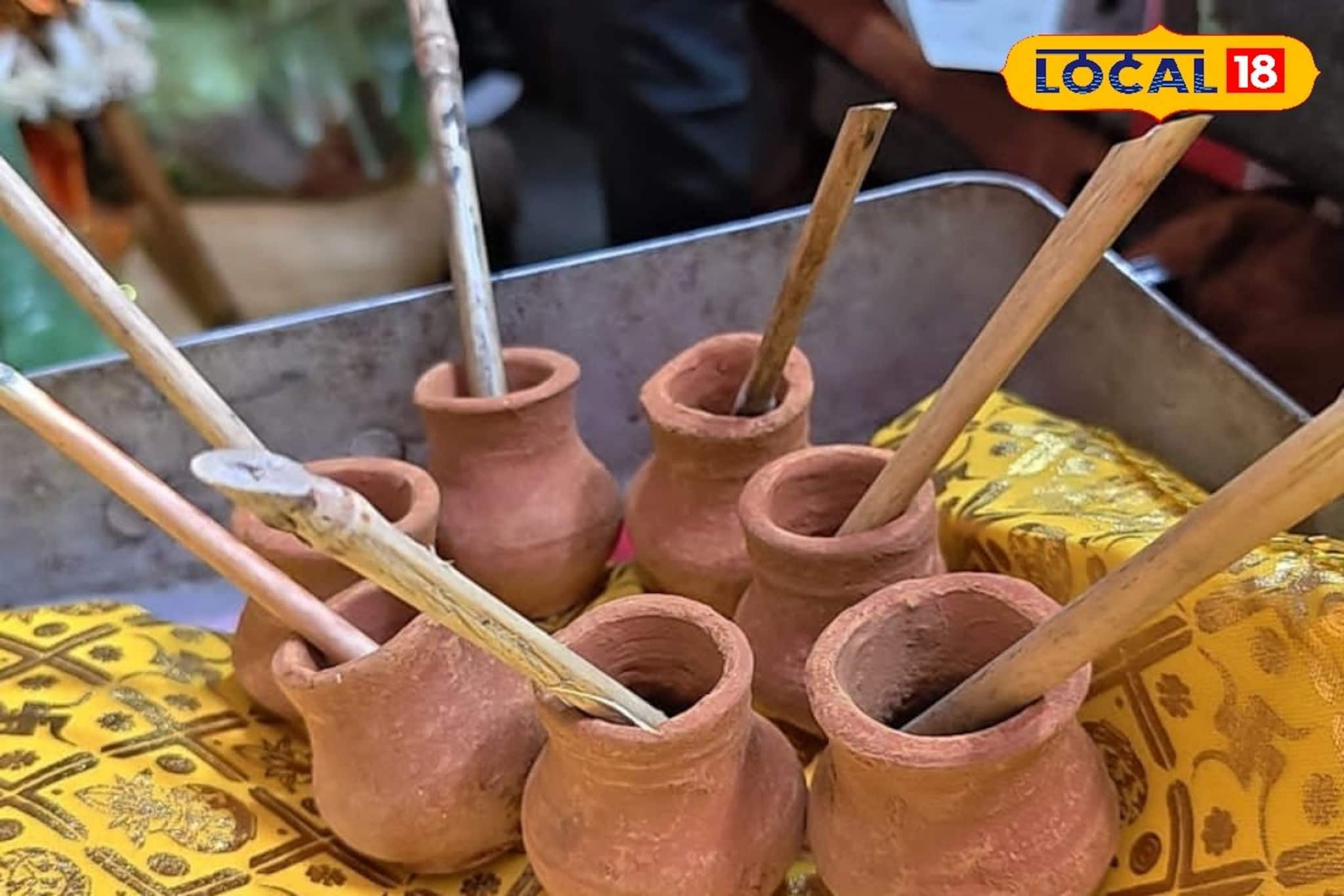 প্রযুক্তির যুগে হারিয়ে যায়নি খাগের কলমের , লক্ষ লক্ষ খাগের কলম বিক্রি জেলা জুড়ে!