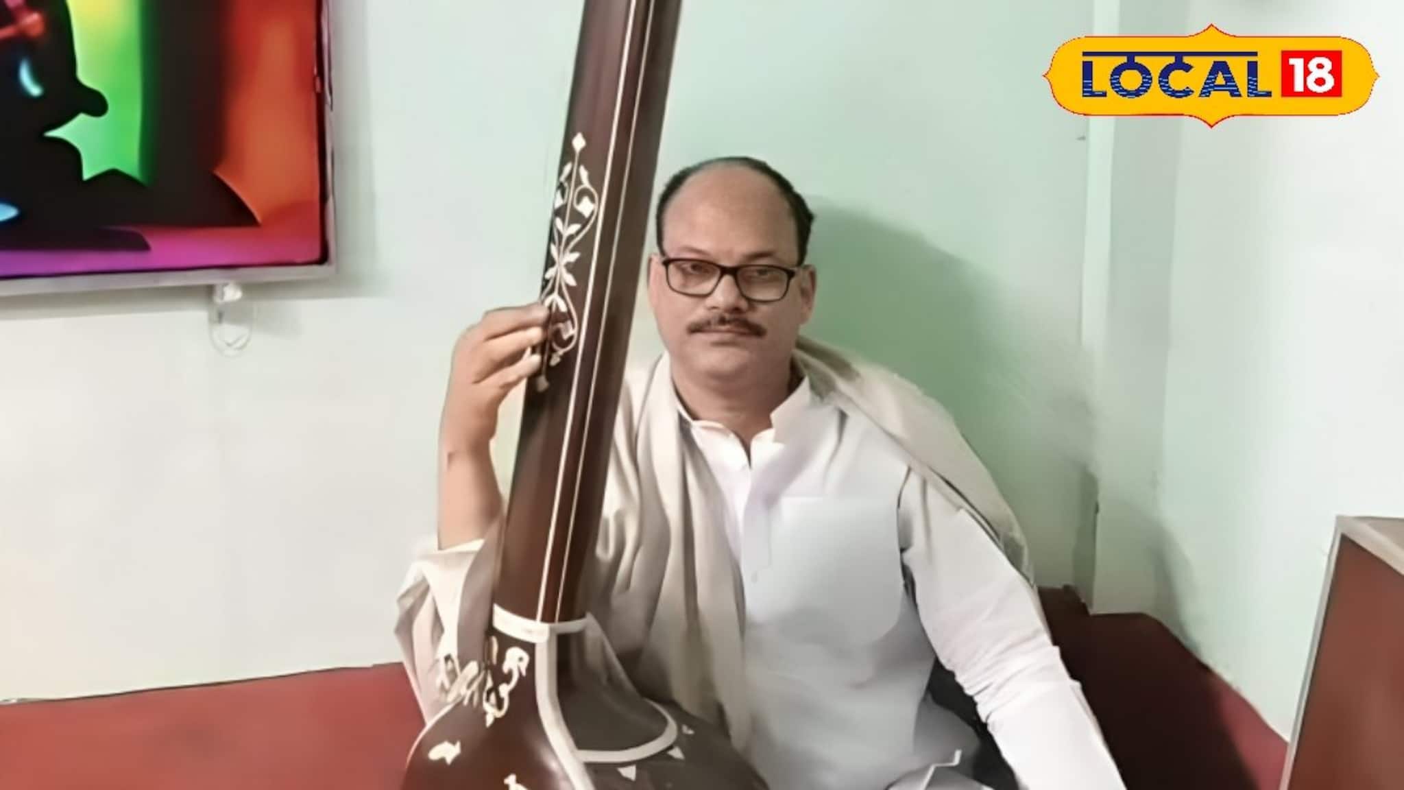 East Medinipur News: মা–বাবা গান পছন্দ করতেন না, তাই গান শিখতে পার্কে কাটিয়েছেন রাত! আজ তিনি জনপ্রিয় সংগীত গুরু! 