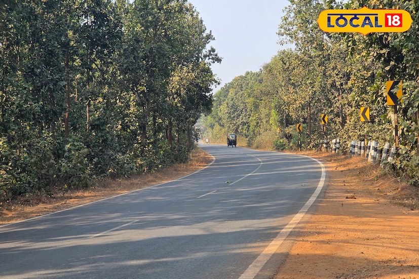 ক্রমেই বেড়ে চলেছে তাপমাত্রার পারদ। সরস্বতী পুজোর বেশ কয়েকদিন আগে থেকেই ধীরে ধীরে গরম পড়তে শুরু করেছে। সকালের দিকে সামান্য ঠান্ডা থাকলেও বেলা বাড়ার সঙ্গে সঙ্গে বাড়ছে তাপমাত্রার পারদ।