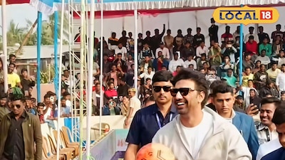 রাজারহাটে ফুটবল হাতে দেব