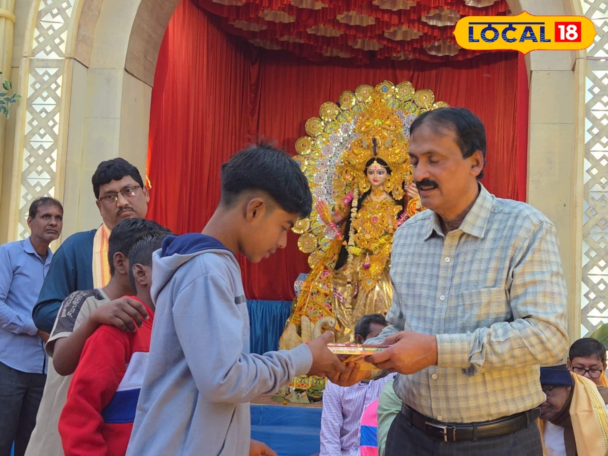 অভাবের শৈশব, শিক্ষার ব্রত! সুজিত চক্রবর্তীর অনুপ্রেরণামূলক পথচলা