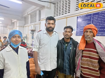 অসুস্থ পূণ্যার্থীদের ফেরানো হচ্ছে অসুস্থ পূণ্যার্থীদের ফেরানো হচ্ছে