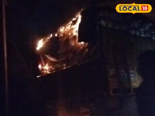 দুর্ঘটনার পর জ্বলছে ট্রাক