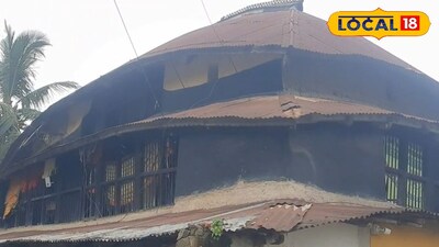 নবগ্রামে মাটির বাড়ি 