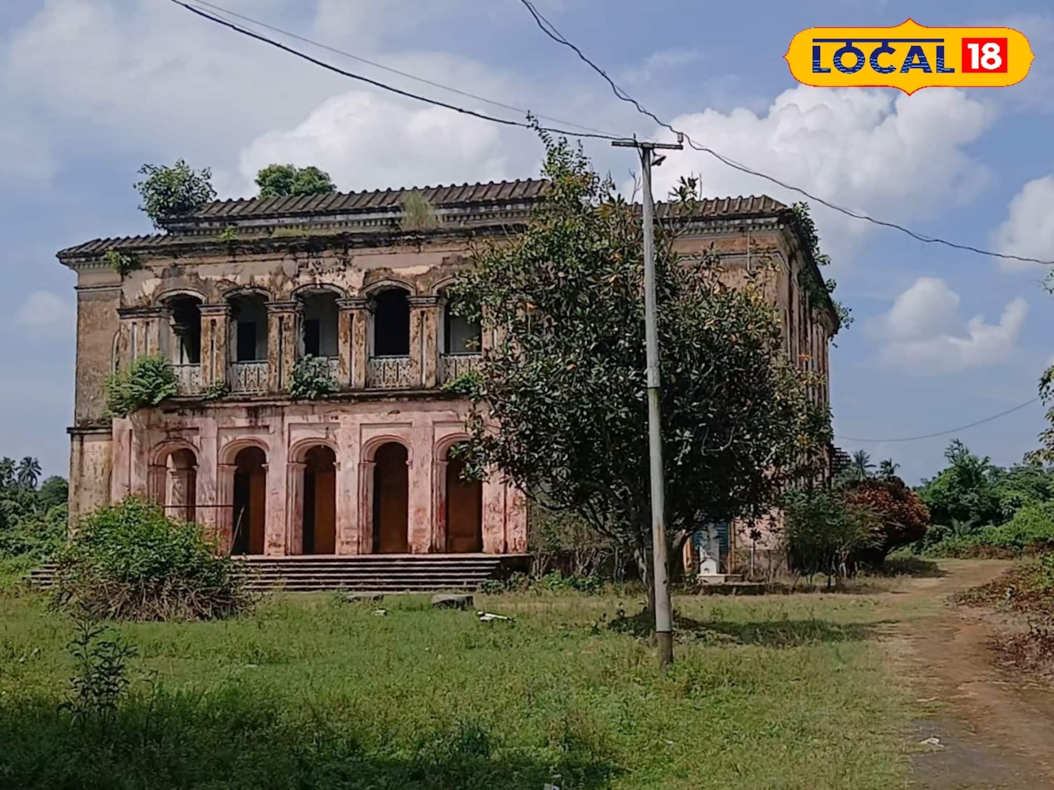 ১০০ বিঘা জুড়ে ছড়িয়ে ১৭৫ বছরের ইতিহাস...চকদিঘির জমিদারবাড়ির কড়িকাঠে বাজে সময়ের বাঁশি