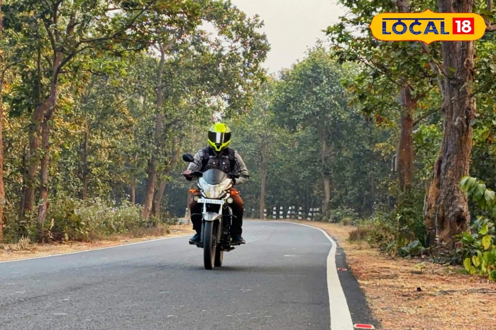 বাইকে চেপে ঘুরতে ভালবাসেন? শীত থাকতে থাকতে কলকাতার কাছে এই জায়গায় ঘুরে আসুন বাইকে চেপে ঘুরতে ভালবাসেন? শীত থাকতে থাকতে কলকাতার কাছে এই জায়গায় ঘুরে আসুন