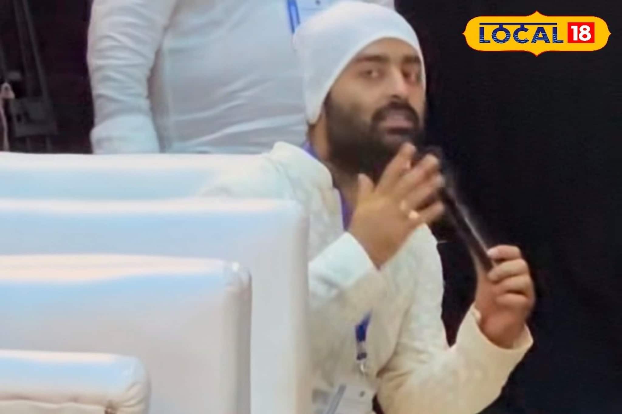 তিনি স্রেফ মিউজিকের মানুষ! তৈরি করেছেন অদিতি সুর সাধনালয়! কোথায় জানেন? তিনি স্রেফ মিউজিকের মানুষ! তৈরি করেছেন অদিতি সুর সাধনালয়! কোথায় জানেন?