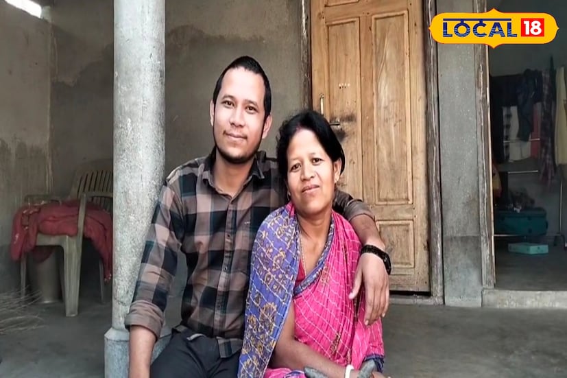 অন্ধকার থেকে আলোর দিশা দেখাল WBCS! বাবা রাঁধুনি, মা শ্রমিক কোনও রকমে দিন যাপনের সংসারে এক রাশ আলো নিয়ে এল গ্রুপ এ অফিসার ছেলে। লক্ষ্য স্থির হলে যে সব বাঁধাই তুচ্ছ! আর্থিক সংকট জয় করে ডাবলু বিসিএসে বিরাট সাফল্য, রাজবংশী পরিবারের ছেলের। অন্ধকার থেকে আলোর দিশা দেখাল WBCS! বাবা রাঁধুনি, মা শ্রমিক কোনও রকমে দিন যাপনের সংসারে এক রাশ আলো নিয়ে এল গ্রুপ এ অফিসার ছেলে। লক্ষ্য স্থির হলে যে সব বাঁধাই তুচ্ছ! আর্থিক সংকট জয় করে ডাবলু বিসিএসে বিরাট সাফল্য, রাজবংশী পরিবারের ছেলের।