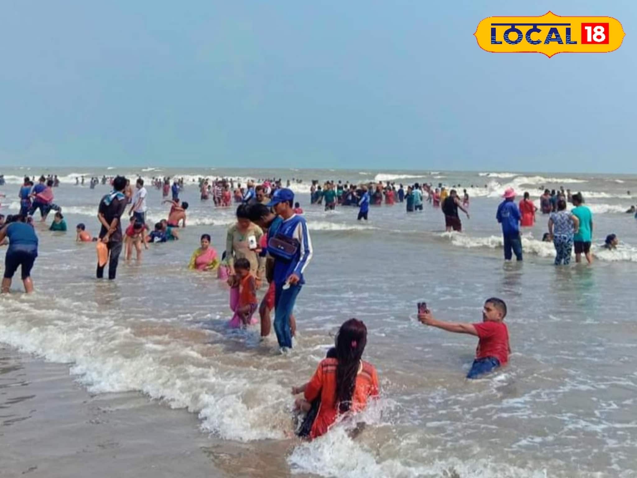 বাড়ছে তাপমাত্রা, আকাশ আংশিক মেঘলা! তবে কি বৃষ্টির সম্ভাবনা? আবহাওয়ার আপডেট বাড়ছে তাপমাত্রা, আকাশ আংশিক মেঘলা! তবে কি বৃষ্টির সম্ভাবনা? আবহাওয়ার আপডেট