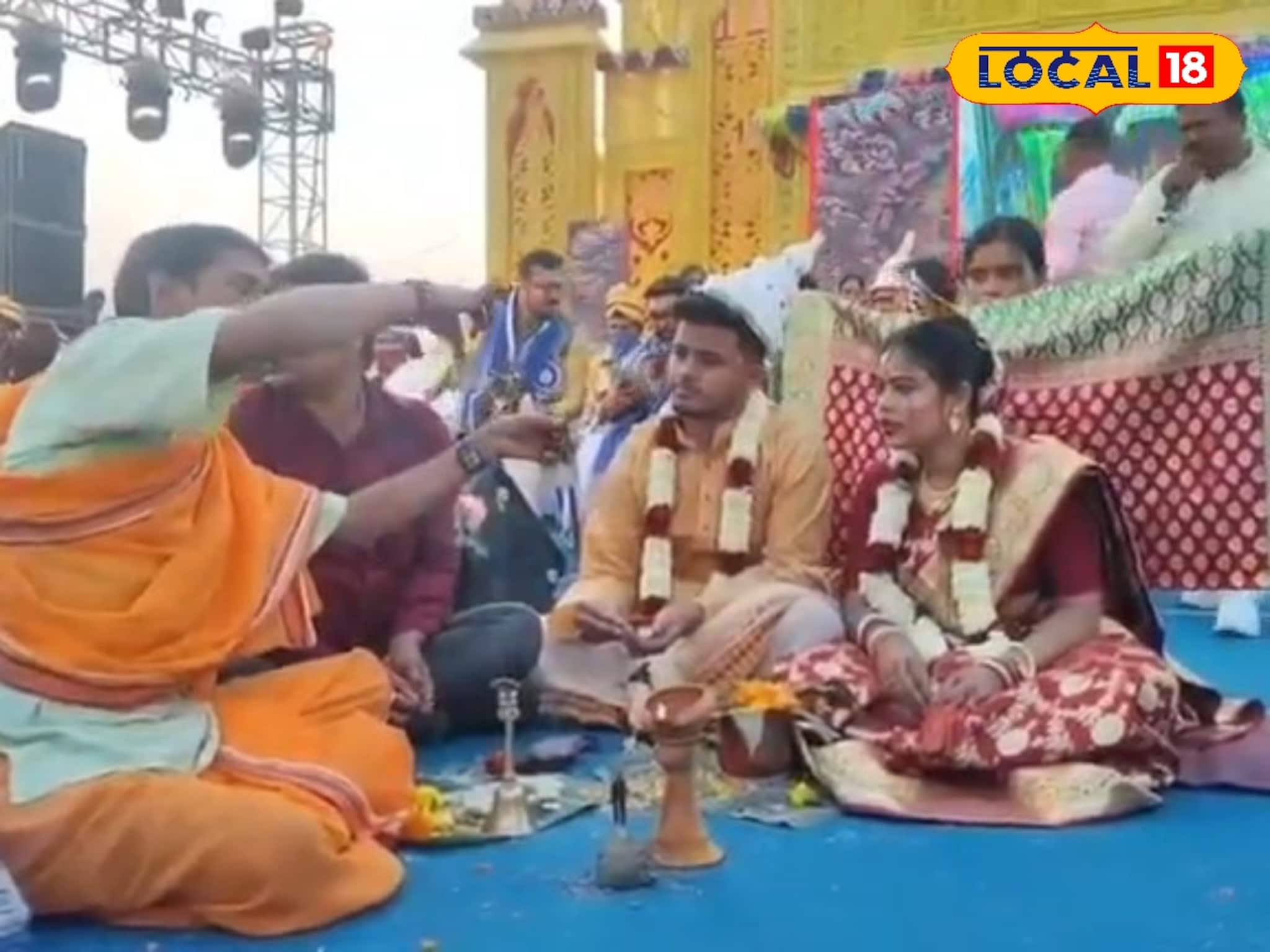 সিঁথিতে উঠল সিঁদুর, ২৮ জোড়া নব দম্পতির নতুন সংসারের সব গুছিয়ে দিলেন উদ্যোক্তারা