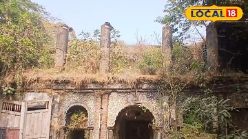 মন্দিরে