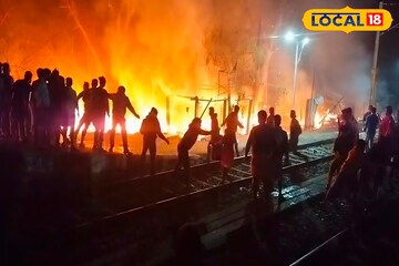 গভীর রাতে ভয়াবহ অগ্নিকাণ্ড! বসিরহাটে ভস্মীভূত একের পর এক বাড়ি, দেখুন