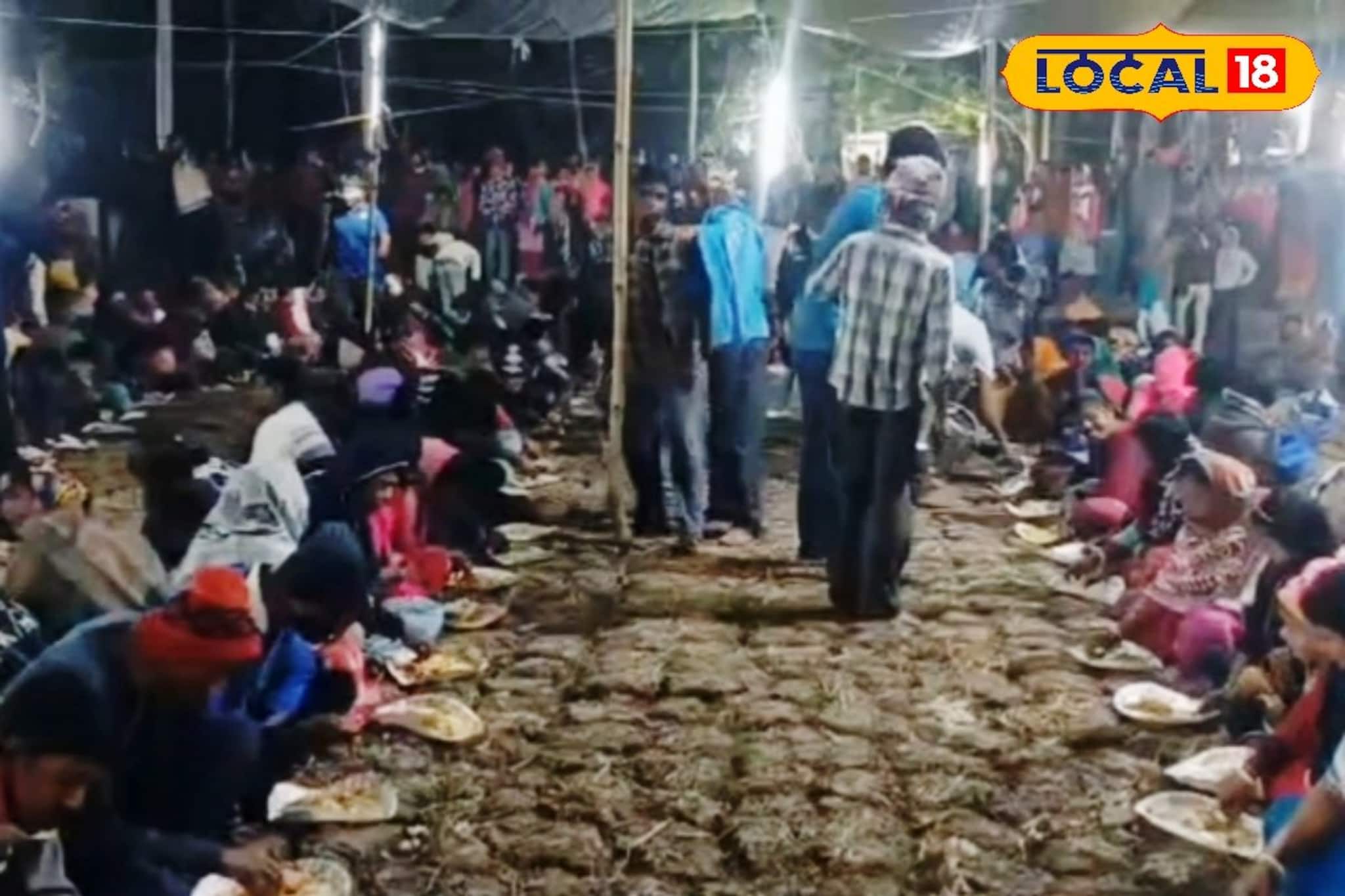 ভাত-তরকারি কিংবা খিচুড়ি নয়, এই উৎসবে প্রসাদ পেটাই পরোটা! কোথায় এমন অভিনব আয়োজন? ভাত-তরকারি কিংবা খিচুড়ি নয়, এই উৎসবে প্রসাদ পেটাই পরোটা! কোথায় এমন অভিনব আয়োজন?