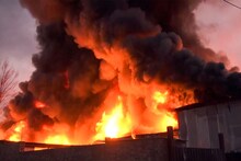 Fire Incident: হিমাচলের আরকিতে ভয়াবহ অগ্নিকাণ্ড, পর পর বিস্ফোরণ! জীবন্ত দগ্ধ ৭ বছরের শিশু! অনেকের ধ্বংসস্তূপে আটকে থাকার আশঙ্কা