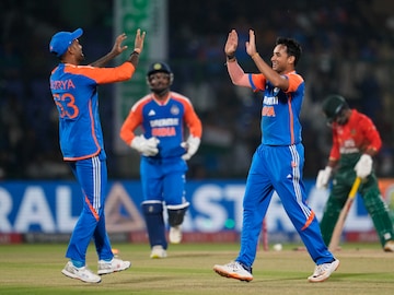 বাংলাদেশ ক্রিকেটকে এবার ভাতে মারতে চাইছে ভারতীয় সংস্থা! বড় অঙ্কের চুক্তি বাতিলের সম্ভাবনা বাংলাদেশ ক্রিকেটকে এবার ভাতে মারতে চাইছে ভারতীয় সংস্থা! বড় অঙ্কের চুক্তি বাতিলের সম্ভাবনা