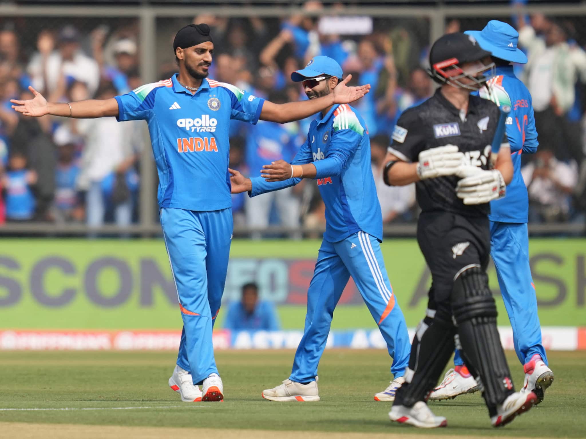 ঈশানের শতরান, অর্শদীপের পঞ্চবাণ! ৫ম টি২০তে ভারতের কাছে খড়কুটোর মতো উড়ে গেল নিউজিল্যান্ড