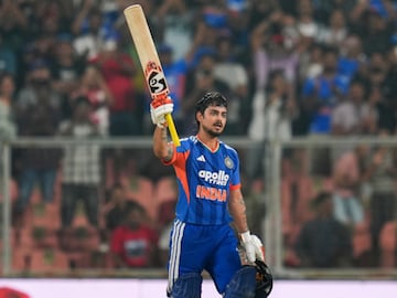 এমন কামব্যাক করলেন, গোটা দেশ দেখল! ক্রিকেটপ্রেমীদের মুখে মুখে এখন ঈশান কিষাণের নাম