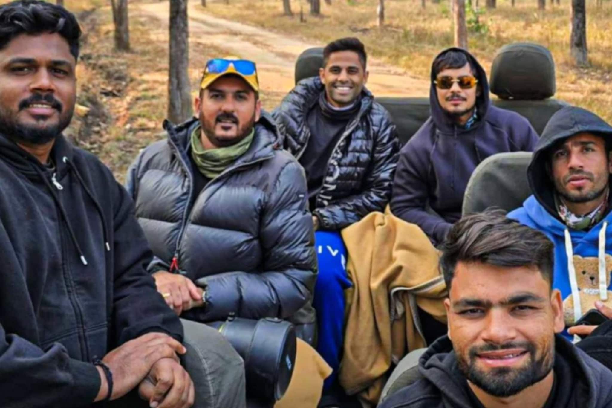 IND vs NZ: টি-২০ সিরিজের আগে জঙ্গল সাফারিতে ভারতীয় ক্রিকেটাররা! ভাইরাল ভিডিও