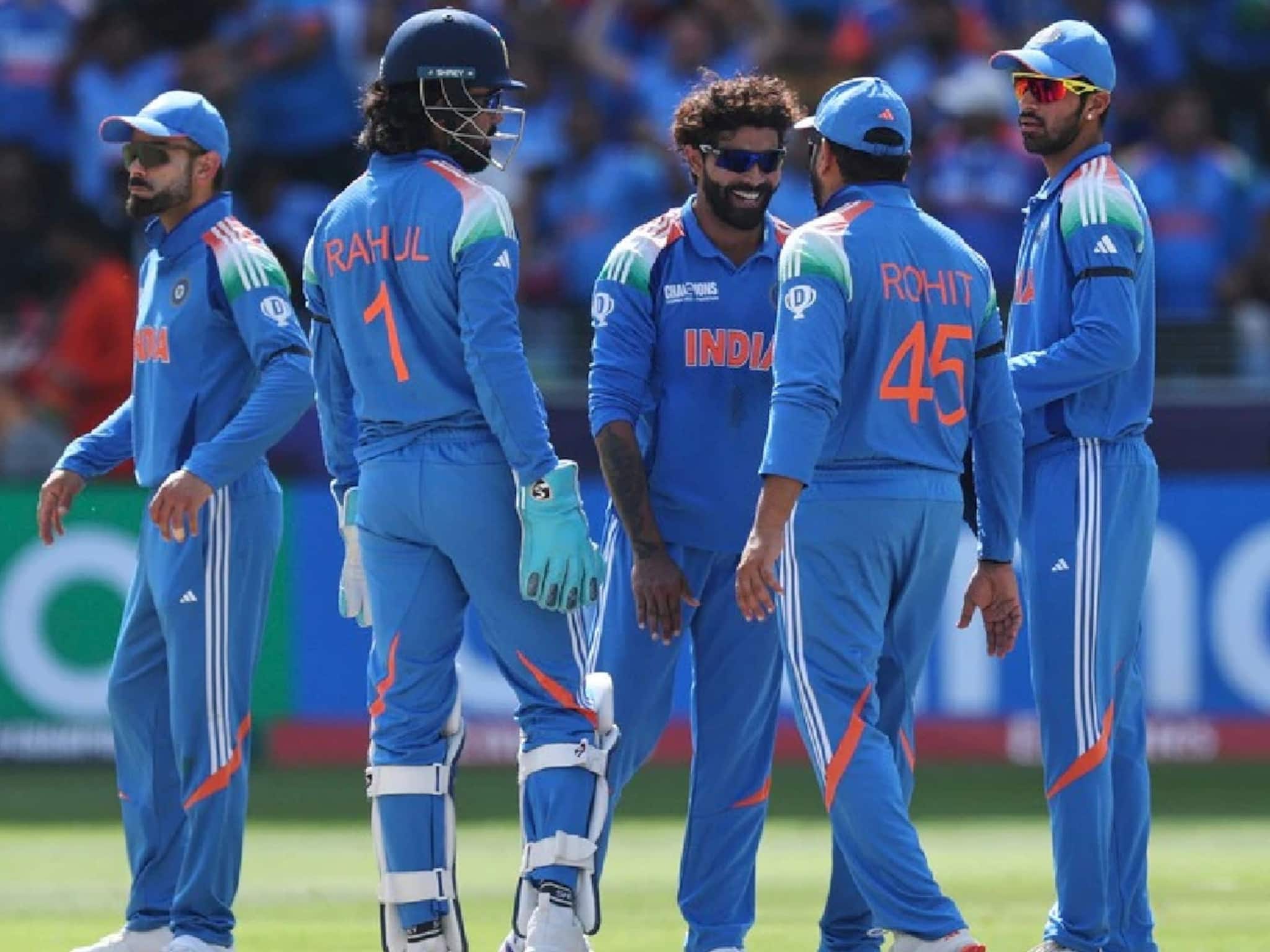 একসময়ের ফিনিশার এখন 'ফিনিশ'! ভারতকে অনেক ম্যাচ জিতিয়েছেন, তিনিই এবার বাদের খাতায়!