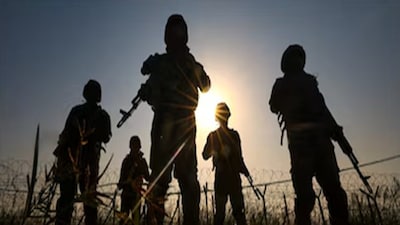 সীমান্তে তৎপর সেনা৷ ফাইল ছবি- পিটিআই৷ 