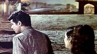 नूतन का प्रतिष्ठित प्रदर्शन: 46 साल पुराना लता मंगेशकर का हिट गाना आज भी गूंज रहा है.